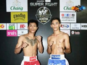 ไฮไลท์มวย มวยไทยเกียรติเพชร เพชรแม่พริก พบ ปานเทพ 21/2/22