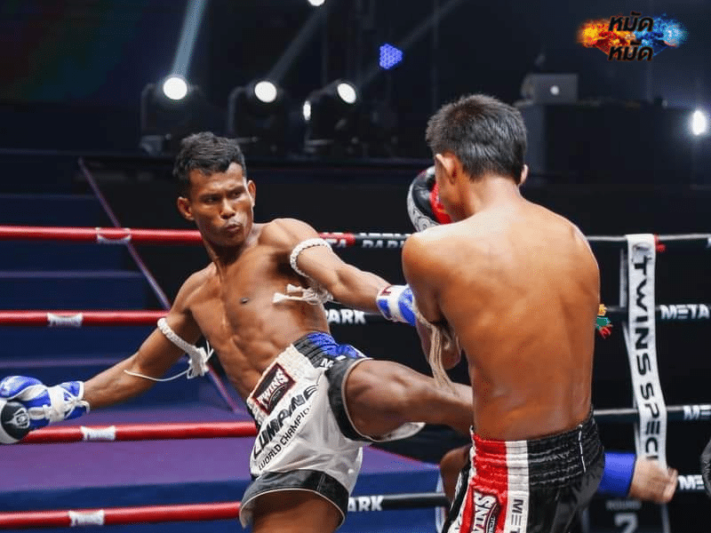 ข่าวมวย เด่นพนม